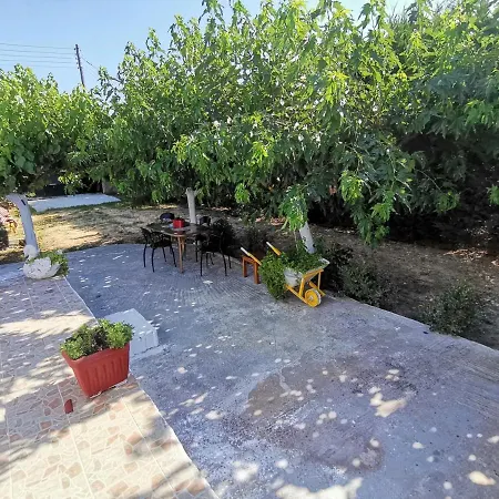 Green Garden Caravan Campsite *